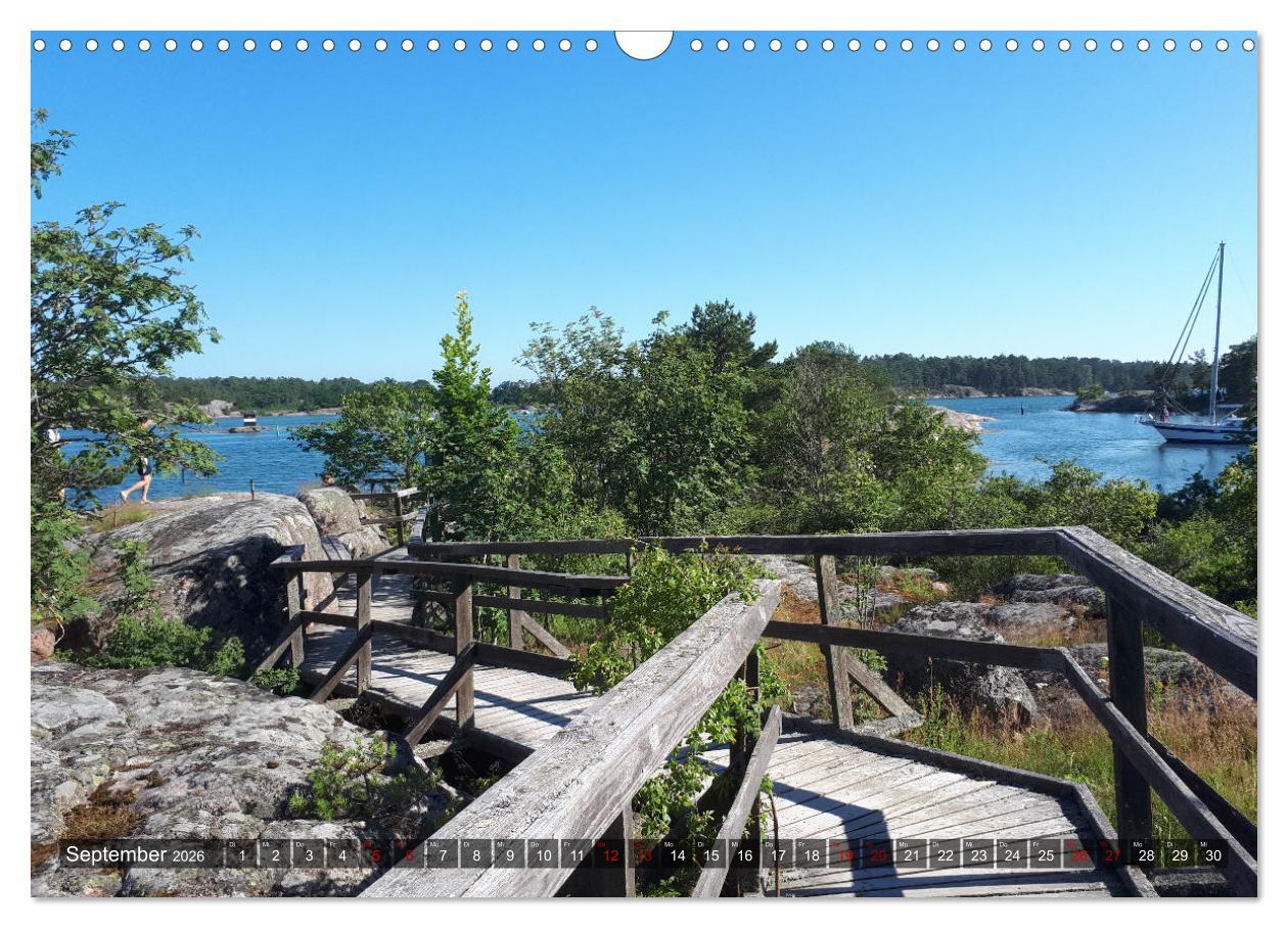 Beispielinhalt (Bild) Wandern in Schweden - Einladung in die Natur (Wandkalender 2026 DIN A3 quer), CALVENDO Monatskalender