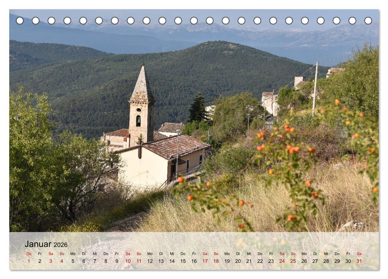 Beispielinhalt (Bild) Abruzzen - wild und romantisch (Tischkalender 2026 DIN A5 quer), CALVENDO Monatskalender