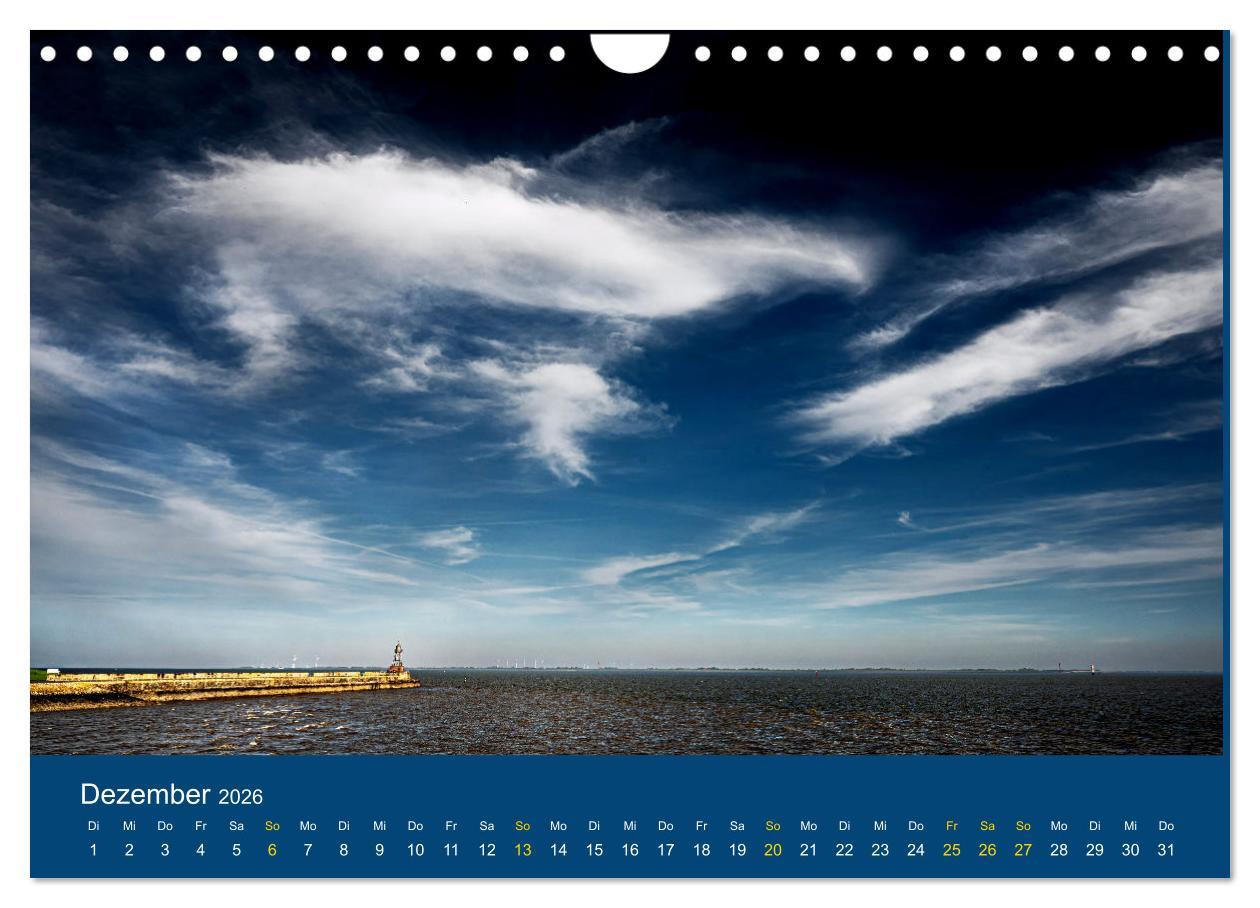 Beispielinhalt (Bild) Die Nordmole in Wilhelmshaven. Historisches Relikt und Lieblingsort. (Wandkalender 2026 DIN A4 quer), CALVENDO Monatskalender