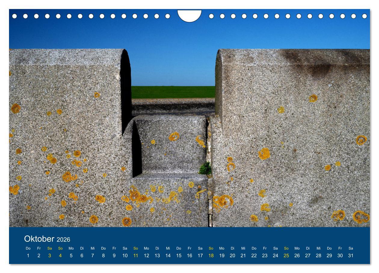 Beispielinhalt (Bild) Die Nordmole in Wilhelmshaven. Historisches Relikt und Lieblingsort. (Wandkalender 2026 DIN A4 quer), CALVENDO Monatskalender