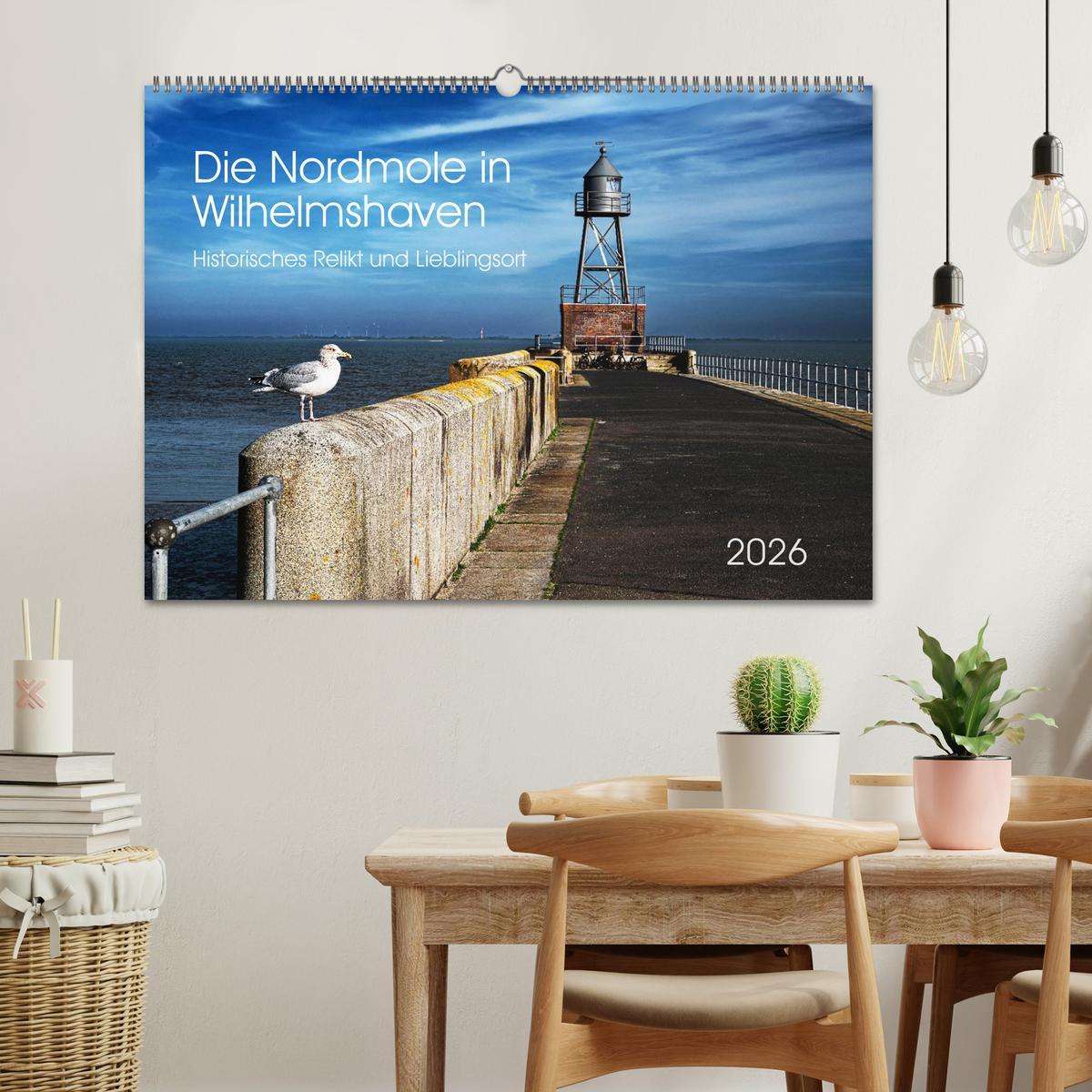Beispielinhalt (Bild) Die Nordmole in Wilhelmshaven. Historisches Relikt und Lieblingsort. (Wandkalender 2026 DIN A2 quer), CALVENDO Monatskalender