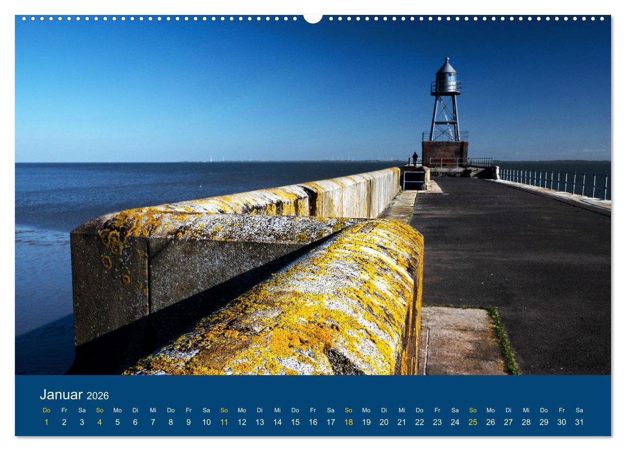 Beispielinhalt (Bild) Die Nordmole in Wilhelmshaven. Historisches Relikt und Lieblingsort. (Wandkalender 2026 DIN A2 quer), CALVENDO Monatskalender