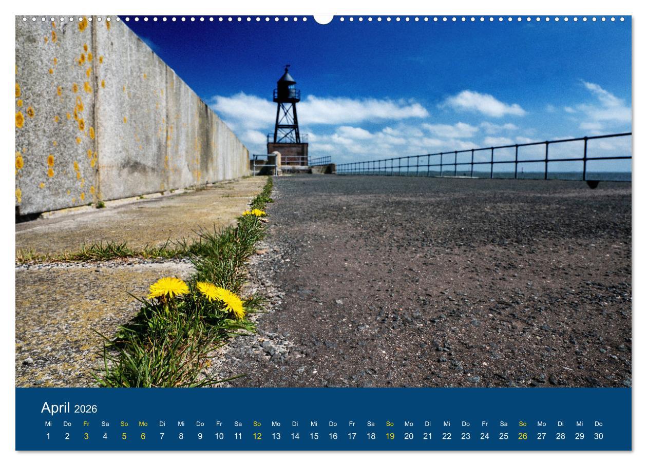 Beispielinhalt (Bild) Die Nordmole in Wilhelmshaven. Historisches Relikt und Lieblingsort. (hochwertiger Premium Wandkalender 2026 DIN A2 quer), Kunstdruck in Hochglanz