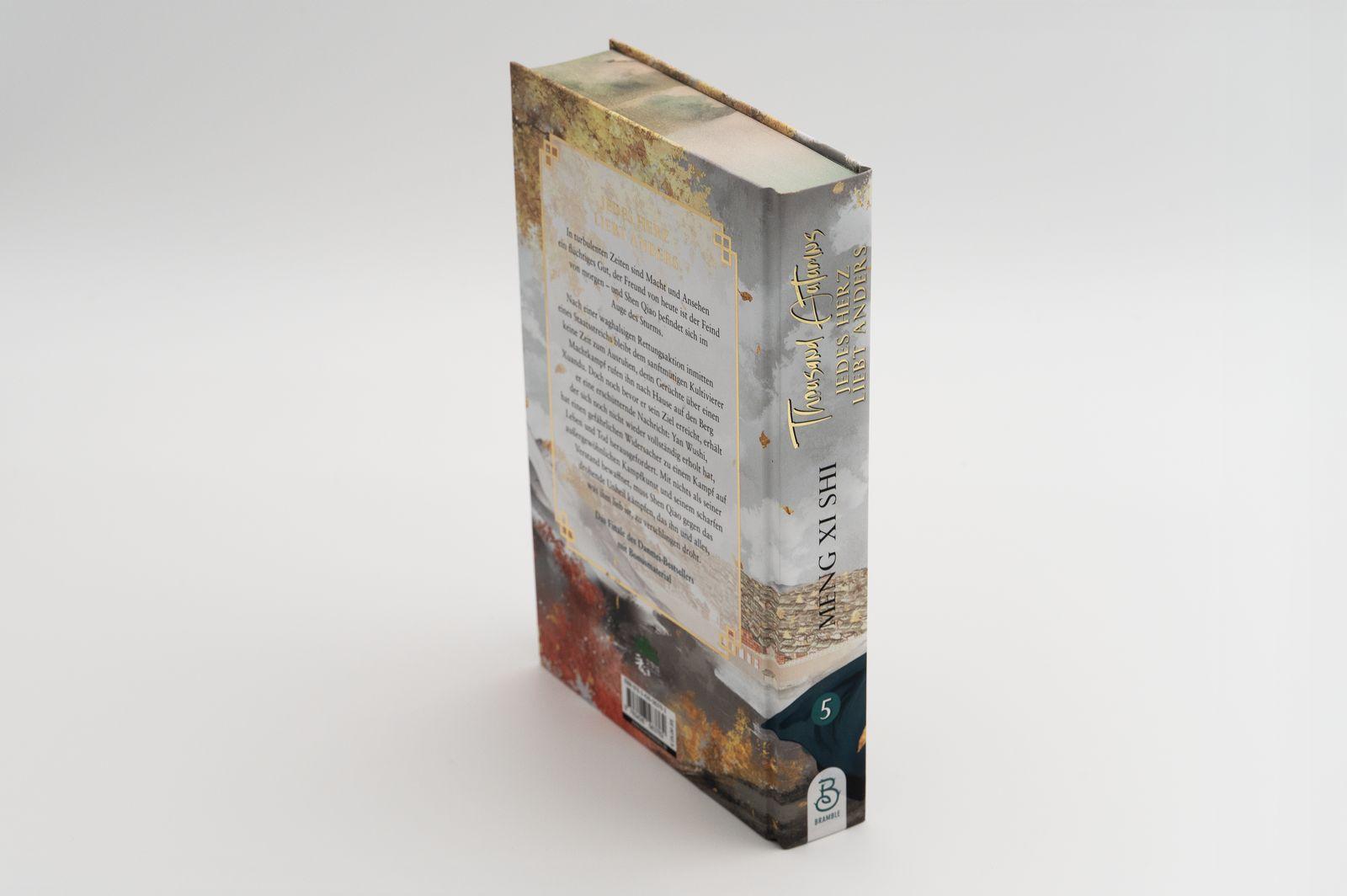 Beispielinhalt (Bild) Thousand Autumns. Buch 5