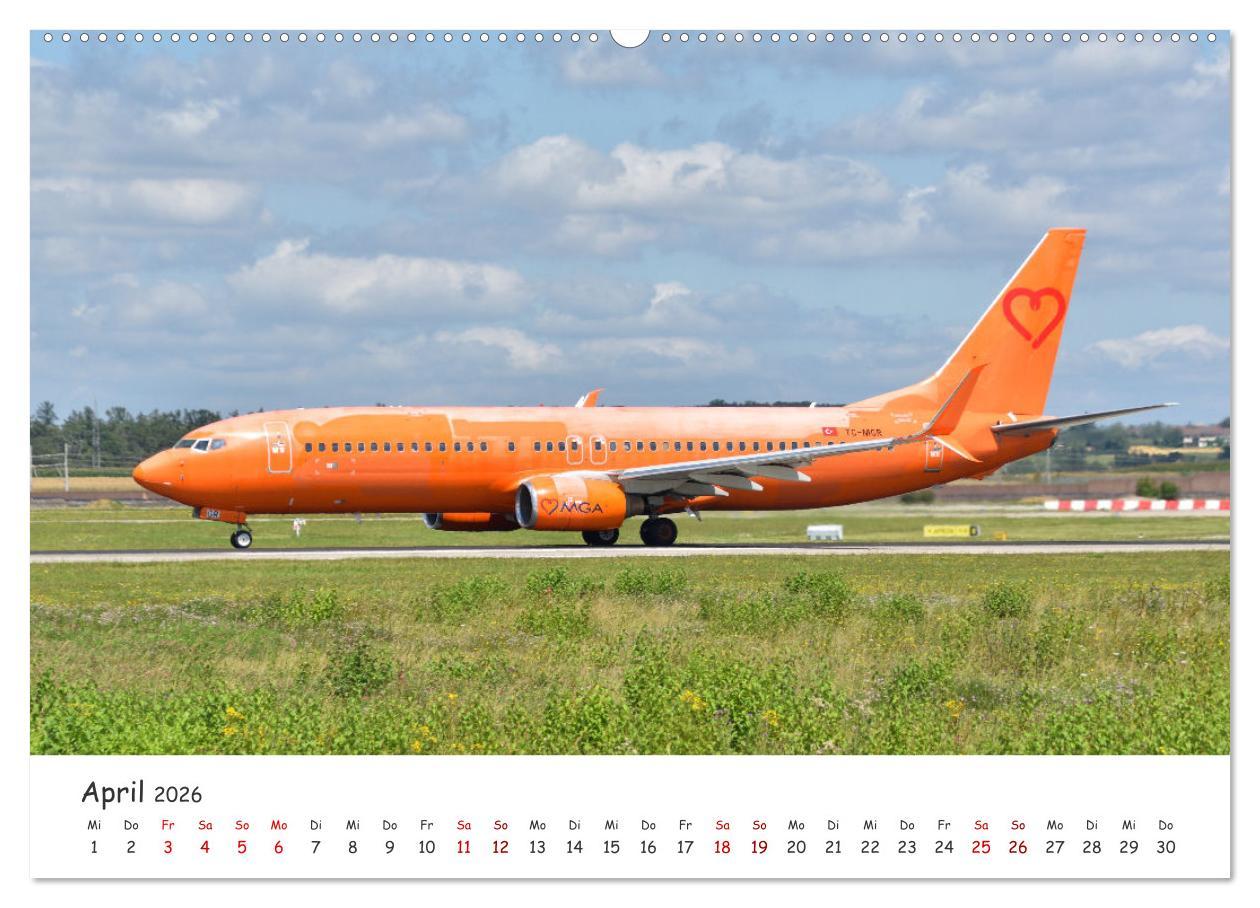 Beispielinhalt (Bild) Flugzeuge auf Europas Flughäfen (hochwertiger Premium Wandkalender 2026 DIN A2 quer), Kunstdruck in Hochglanz