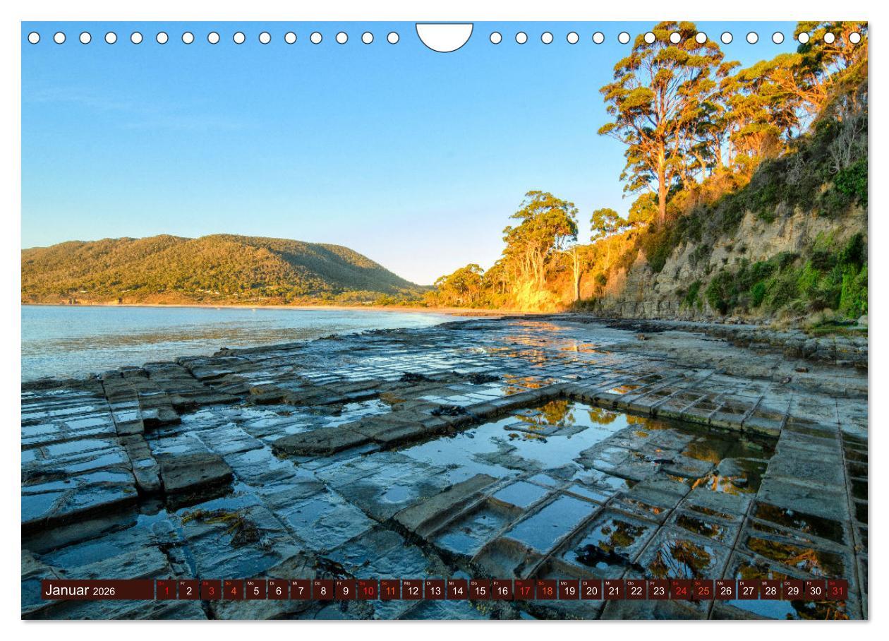 Beispielinhalt (Bild) Kraftplatz Wilde Küsten (Wandkalender 2026 DIN A4 quer), CALVENDO Monatskalender