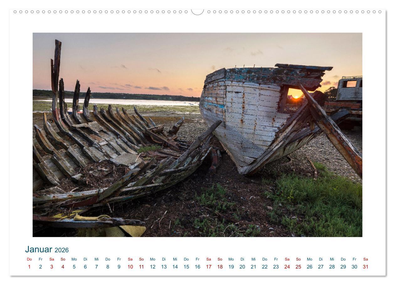 Beispielinhalt (Bild) Faszination Schiffsfriedhof (Wandkalender 2026 DIN A2 quer), CALVENDO Monatskalender
