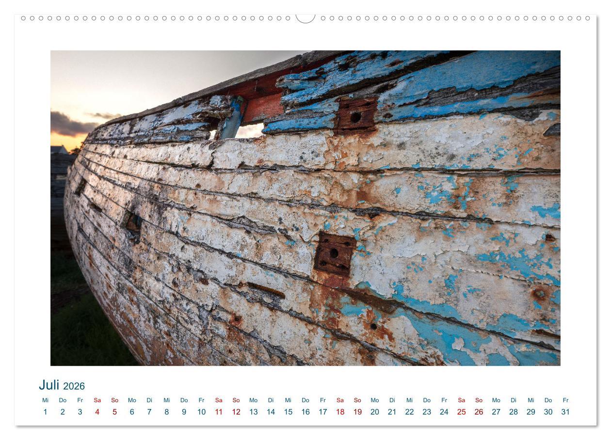 Beispielinhalt (Bild) Faszination Schiffsfriedhof (Wandkalender 2026 DIN A2 quer), CALVENDO Monatskalender