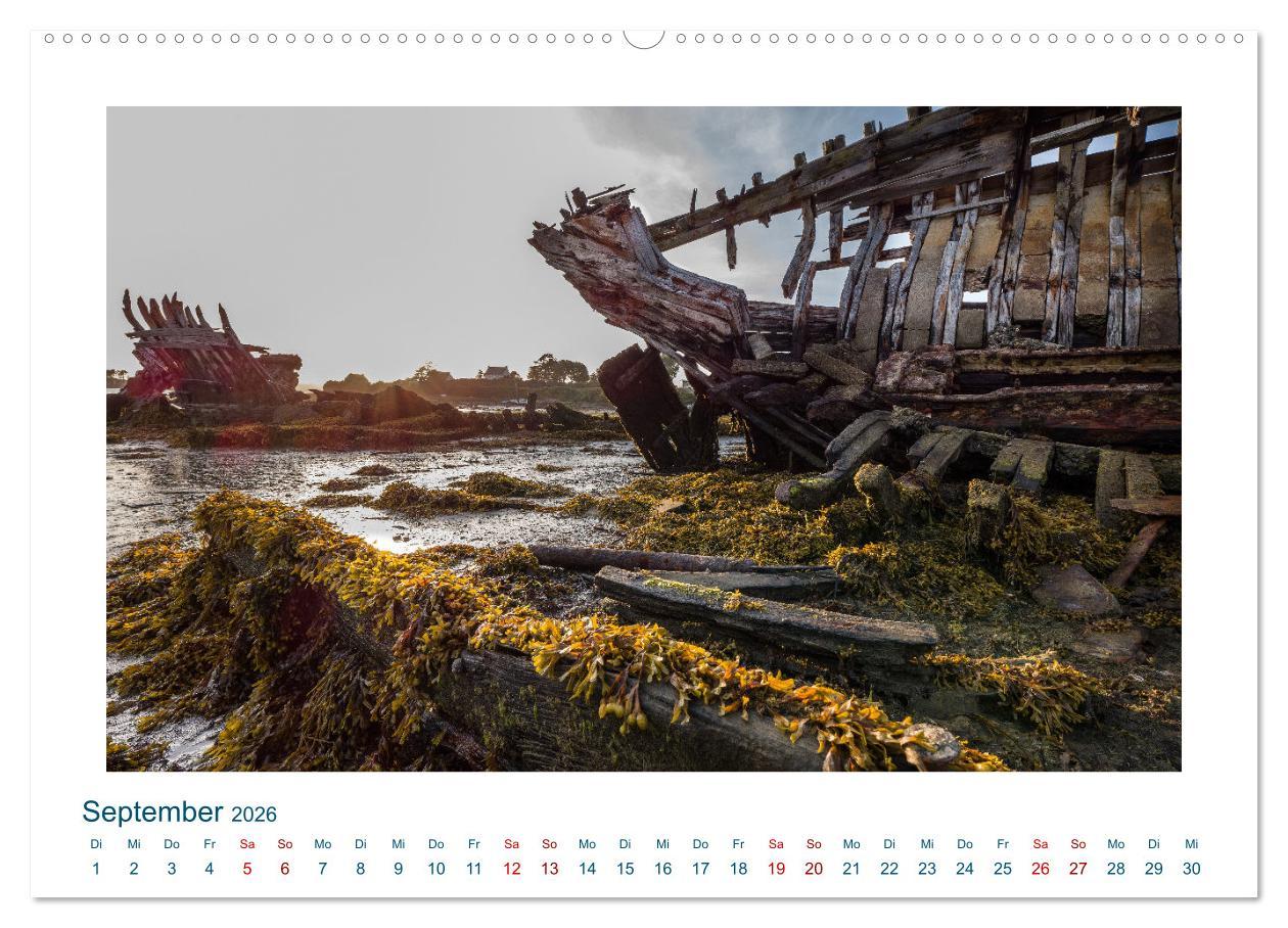 Beispielinhalt (Bild) Faszination Schiffsfriedhof (Wandkalender 2026 DIN A2 quer), CALVENDO Monatskalender