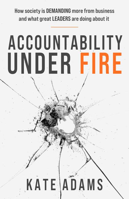 Vorderes Coverbild Accountability Under Fire