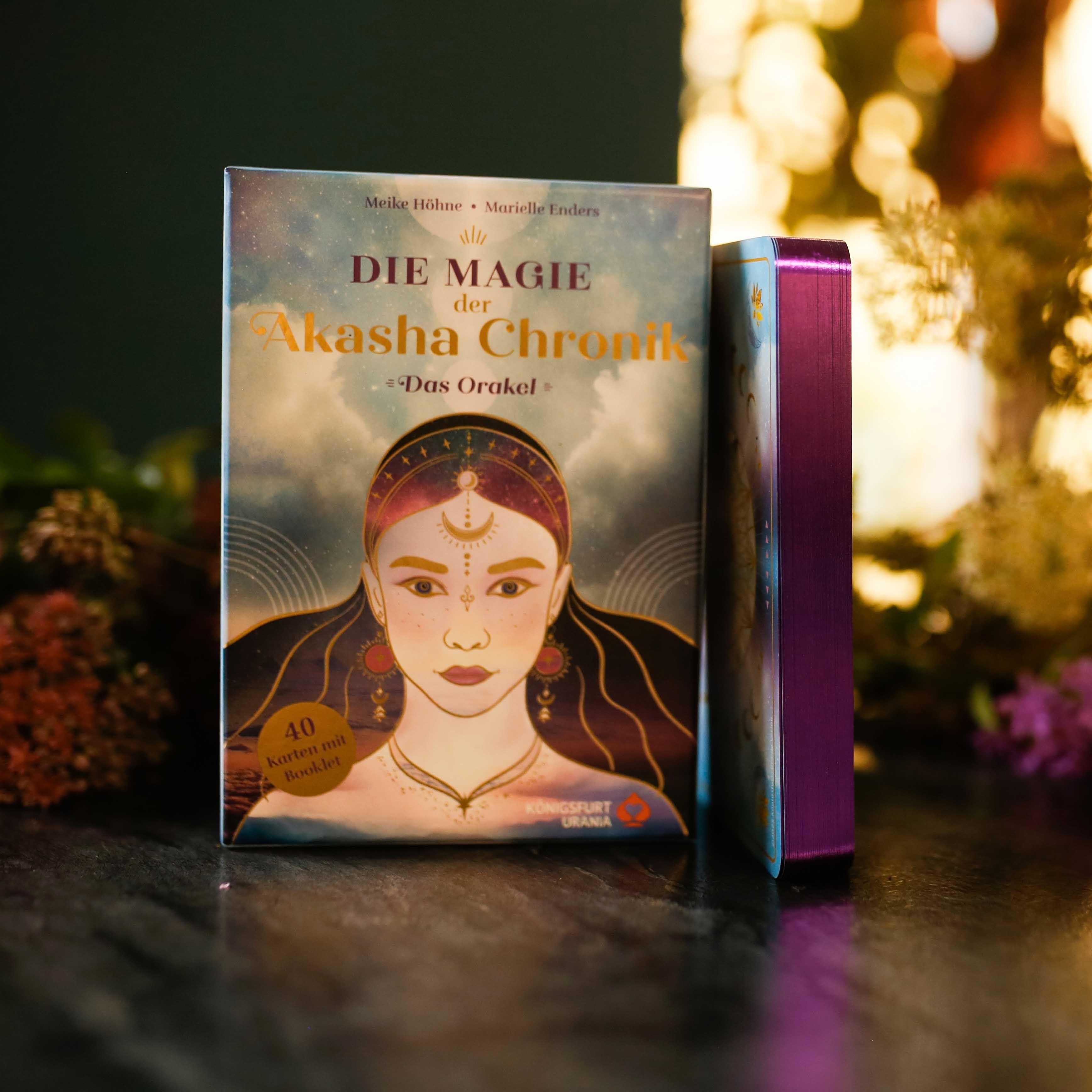 Beispielinhalt (Bild) Die Magie der Akasha Chronik - Das Orakel - 40 Orakelkarten und 160-seitiges Booklet