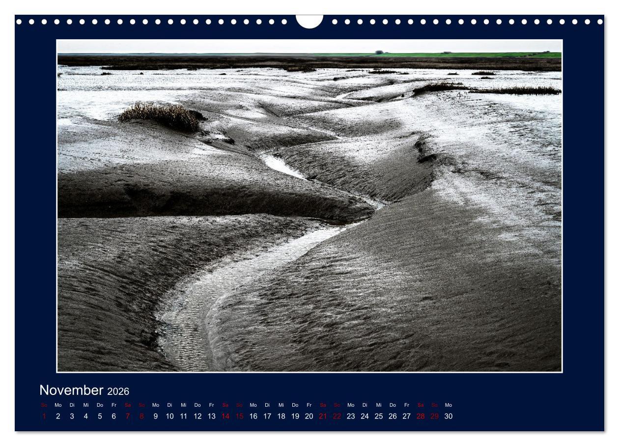 Beispielinhalt (Bild) Wolken, Watt und Wellen. Fotografische Impressionen vom Jadebusen. (Wandkalender 2026 DIN A3 quer), CALVENDO Monatskalender