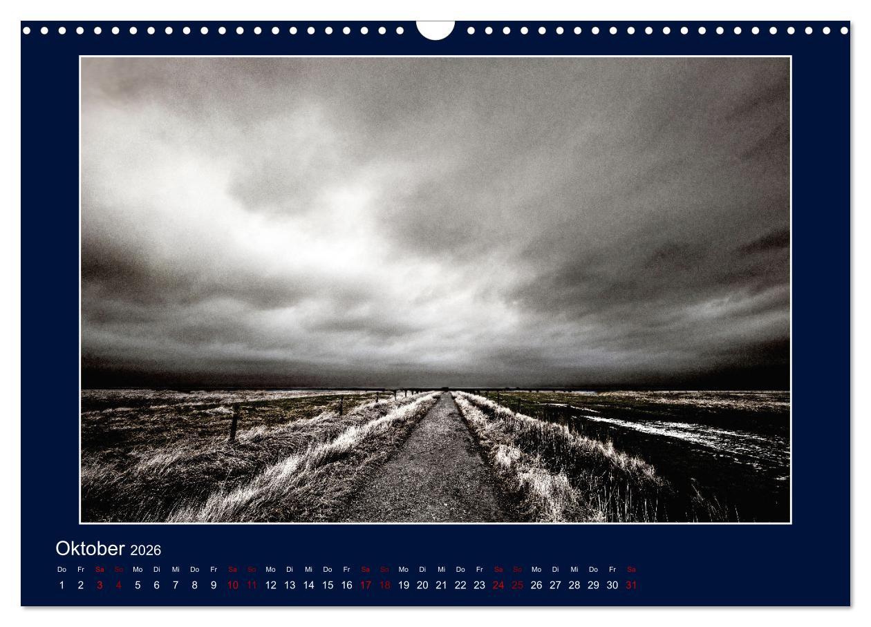 Beispielinhalt (Bild) Wolken, Watt und Wellen. Fotografische Impressionen vom Jadebusen. (Wandkalender 2026 DIN A3 quer), CALVENDO Monatskalender