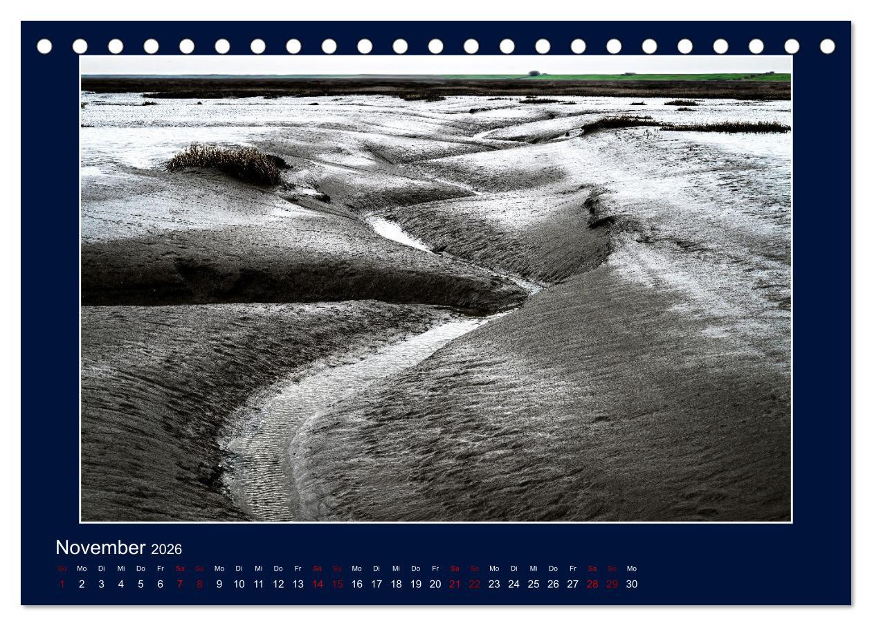 Beispielinhalt (Bild) Wolken, Watt und Wellen. Fotografische Impressionen vom Jadebusen. (Tischkalender 2026 DIN A5 quer), CALVENDO Monatskalender