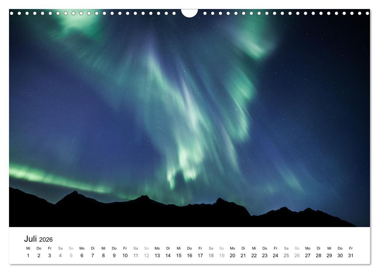 Beispielinhalt (Bild) Nordlichter - Farbenspiel am arktischen Nachthimmel (Wandkalender 2026 DIN A3 quer), CALVENDO Monatskalender