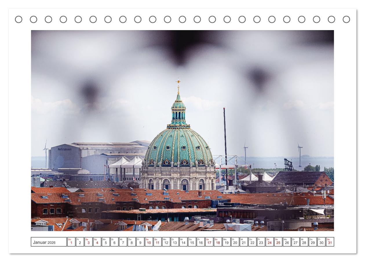 Beispielinhalt (Bild) Kopenhagen - Traumstädte der Welt (Tischkalender 2026 DIN A5 quer), CALVENDO Monatskalender