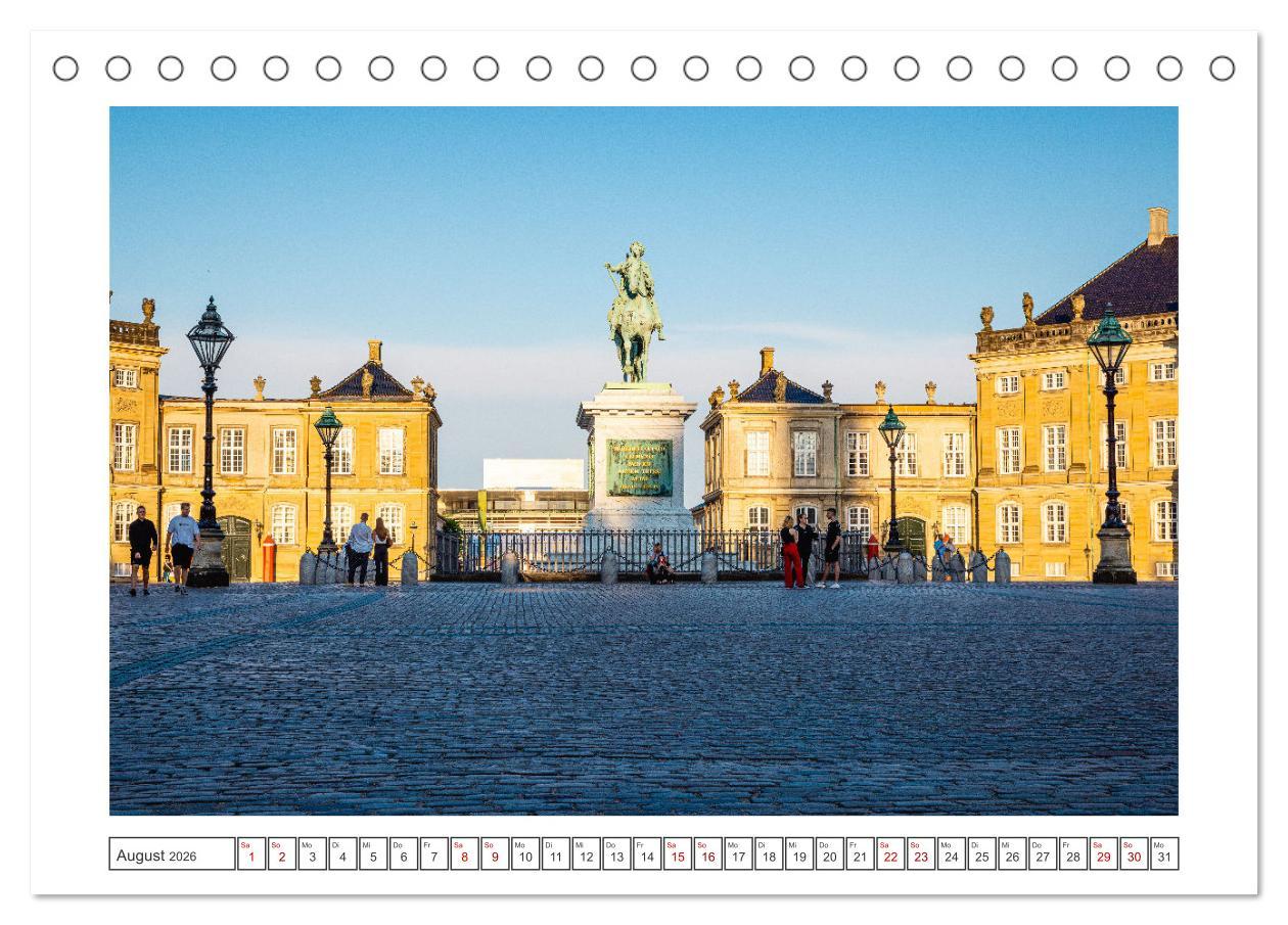 Beispielinhalt (Bild) Kopenhagen - Traumstädte der Welt (Tischkalender 2026 DIN A5 quer), CALVENDO Monatskalender