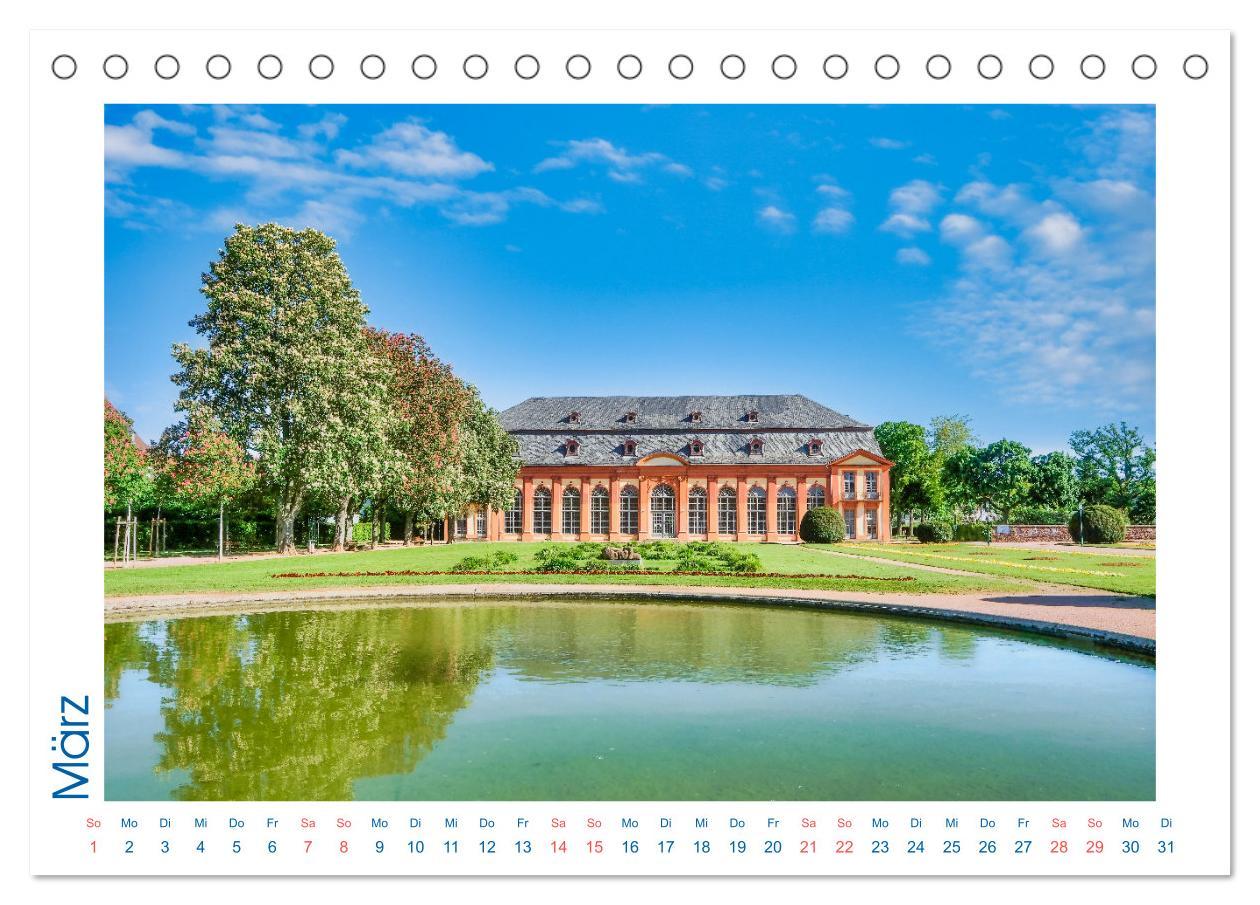 Beispielinhalt (Bild) Blickfang Darmstadt! (Tischkalender 2026 DIN A5 quer), CALVENDO Monatskalender