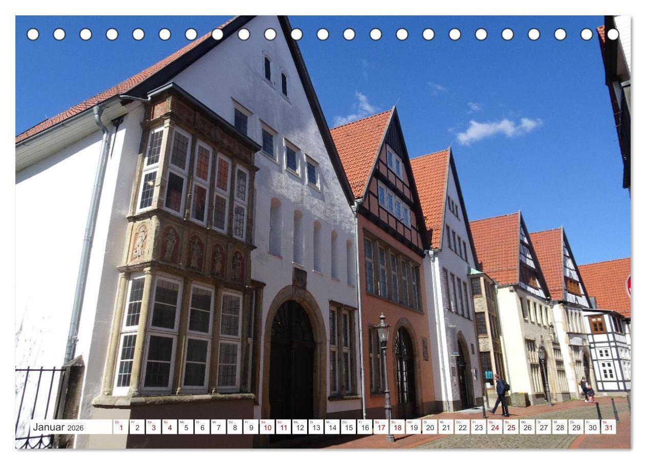 Beispielinhalt (Bild) Minden - Eindrücke aus der historischen Stadt an der Weser (Tischkalender 2026 DIN A5 quer), CALVENDO Monatskalender