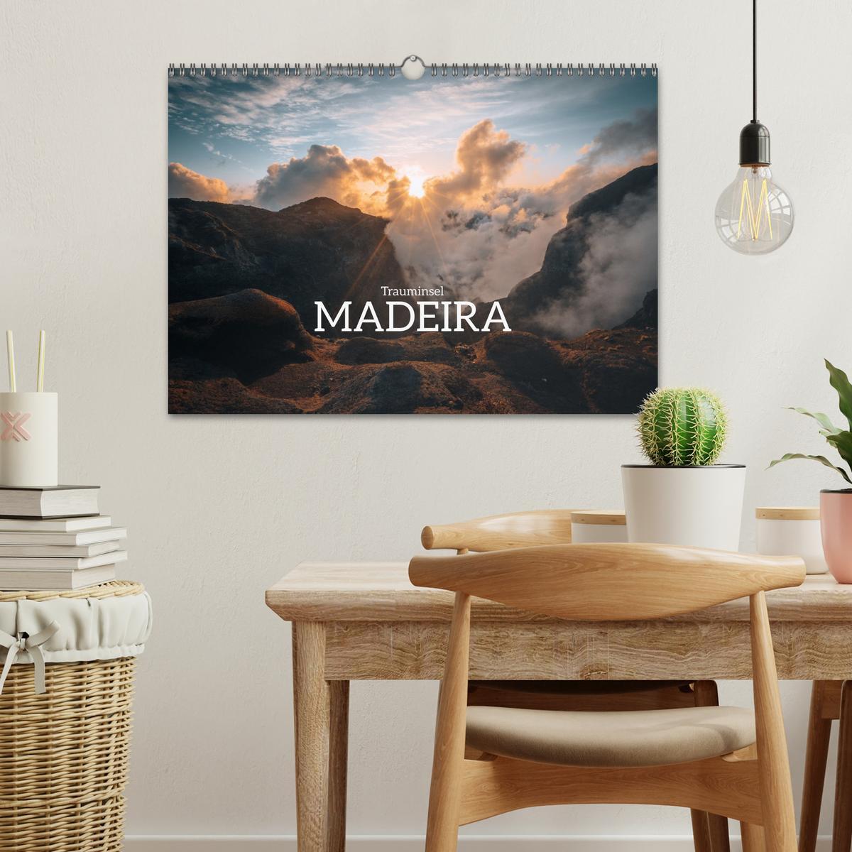 Beispielinhalt (Bild) Trauminsel Madeira (Wandkalender 2026 DIN A3 quer), CALVENDO Monatskalender