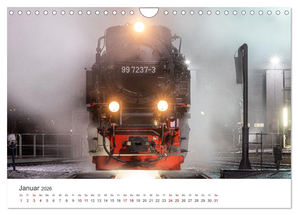 Beispielinhalt (Bild) Ein ganzes Jahr unter Volldampf! (Wandkalender 2026 DIN A4 quer), CALVENDO Monatskalender