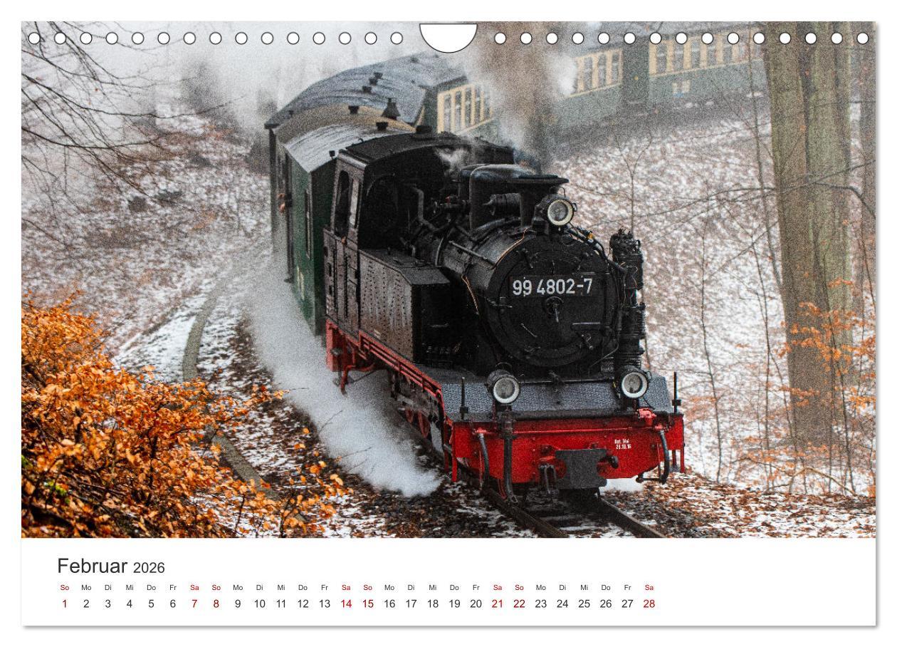 Beispielinhalt (Bild) Ein ganzes Jahr unter Volldampf! (Wandkalender 2026 DIN A4 quer), CALVENDO Monatskalender