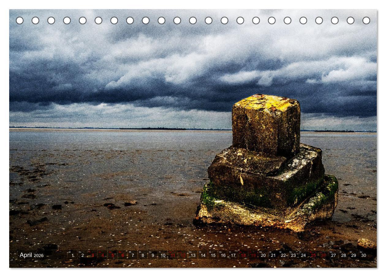 Beispielinhalt (Bild) Bis zum Horizont. Der Himmel über Norddeutschland. (Tischkalender 2026 DIN A5 quer), CALVENDO Monatskalender