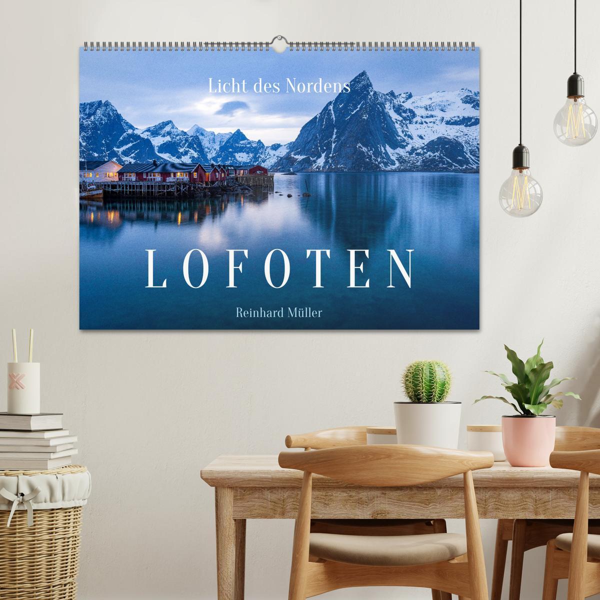 Beispielinhalt (Bild) Licht des Nordens - LOFOTEN (Wandkalender 2026 DIN A2 quer), CALVENDO Monatskalender