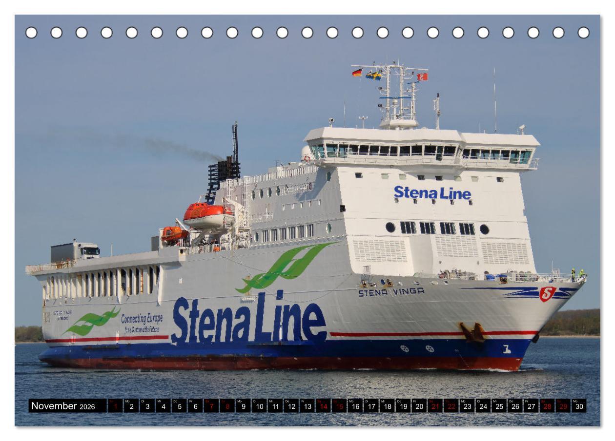 Beispielinhalt (Bild) Shipspotting Travemünde (Tischkalender 2026 DIN A5 quer), CALVENDO Monatskalender