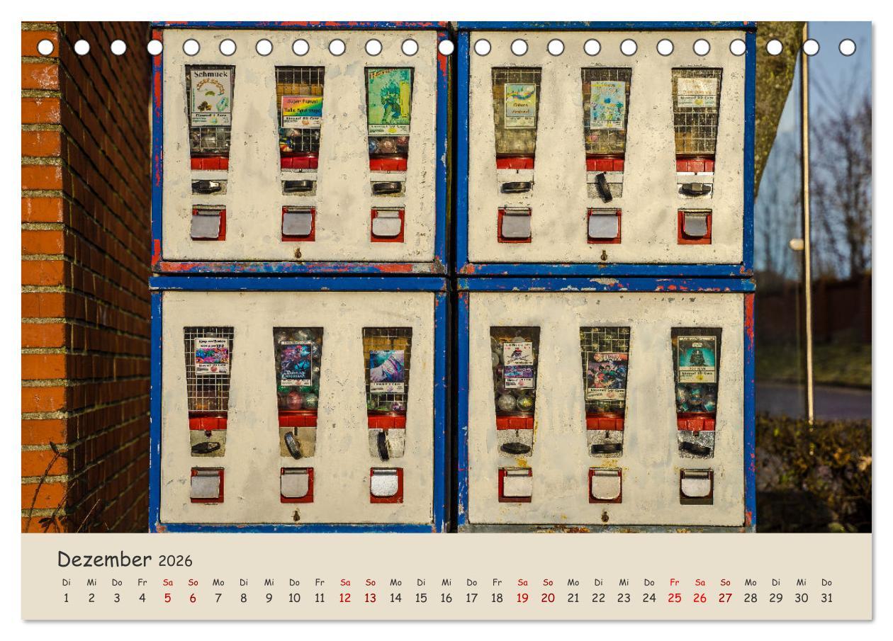 Beispielinhalt (Bild) Kaugummiautomaten (Tischkalender 2026 DIN A5 quer), CALVENDO Monatskalender