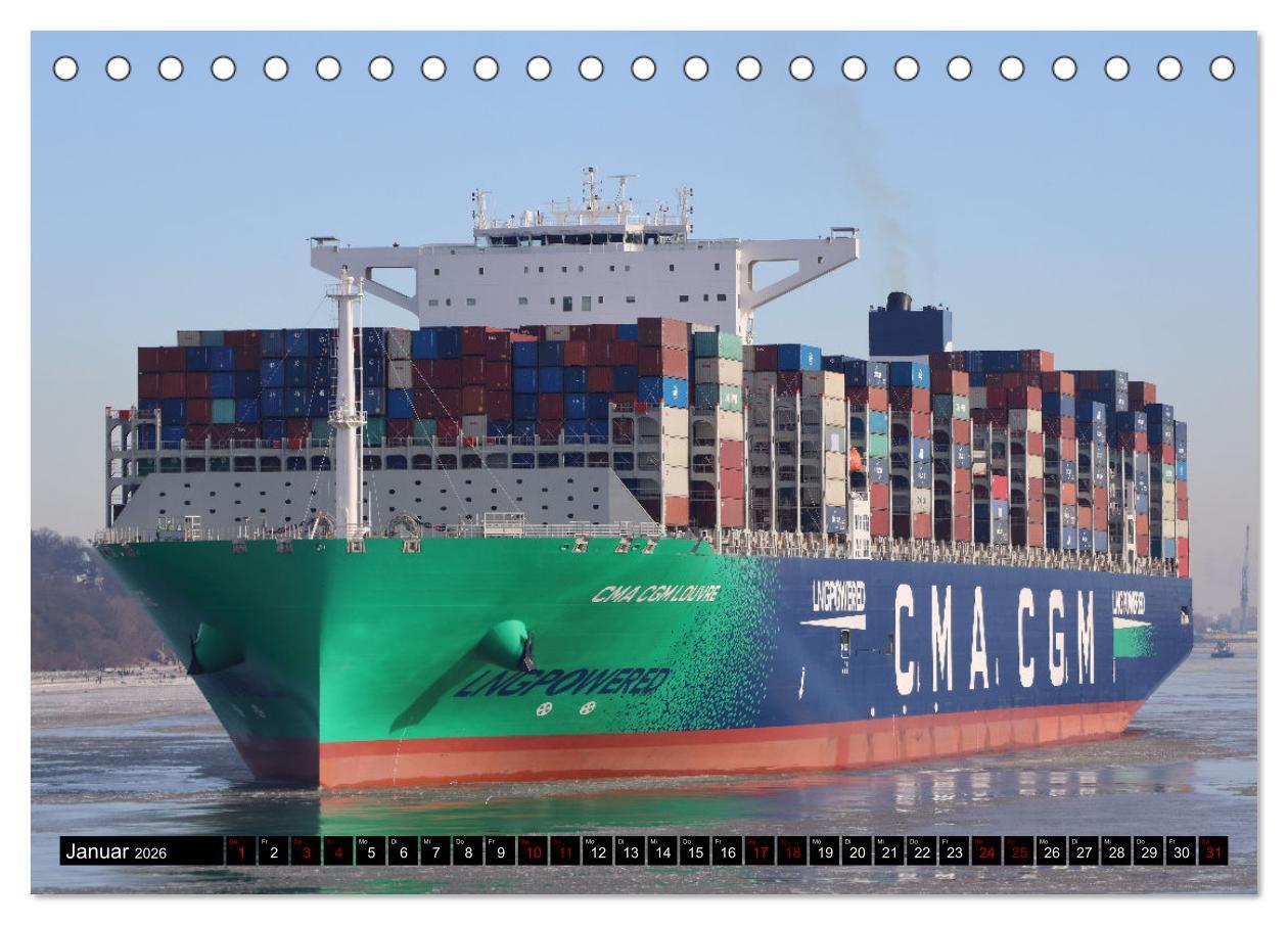 Beispielinhalt (Bild) Shipspotting Hamburg (Tischkalender 2026 DIN A5 quer), CALVENDO Monatskalender