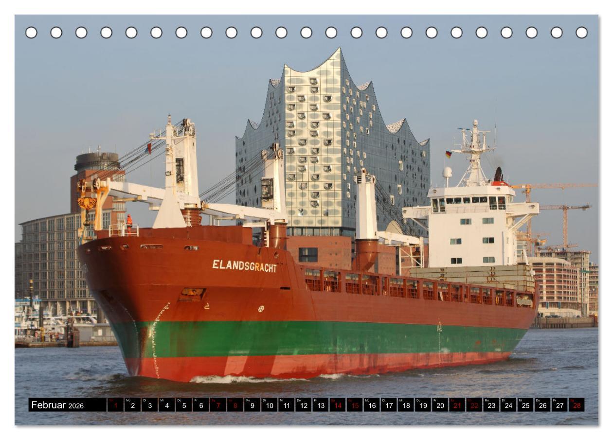 Beispielinhalt (Bild) Shipspotting Hamburg (Tischkalender 2026 DIN A5 quer), CALVENDO Monatskalender
