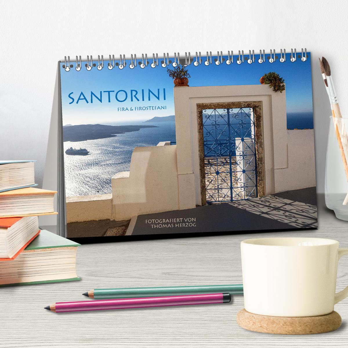Beispielinhalt (Bild) Santorini Fira & Firostefani (Tischkalender 2026 DIN A5 quer), CALVENDO Monatskalender