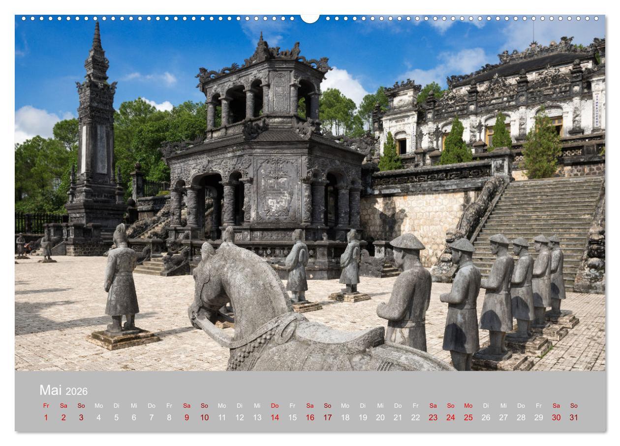 Beispielinhalt (Bild) VIETNAM - Im Land des aufsteigenden Drachens (Wandkalender 2026 DIN A2 quer), CALVENDO Monatskalender