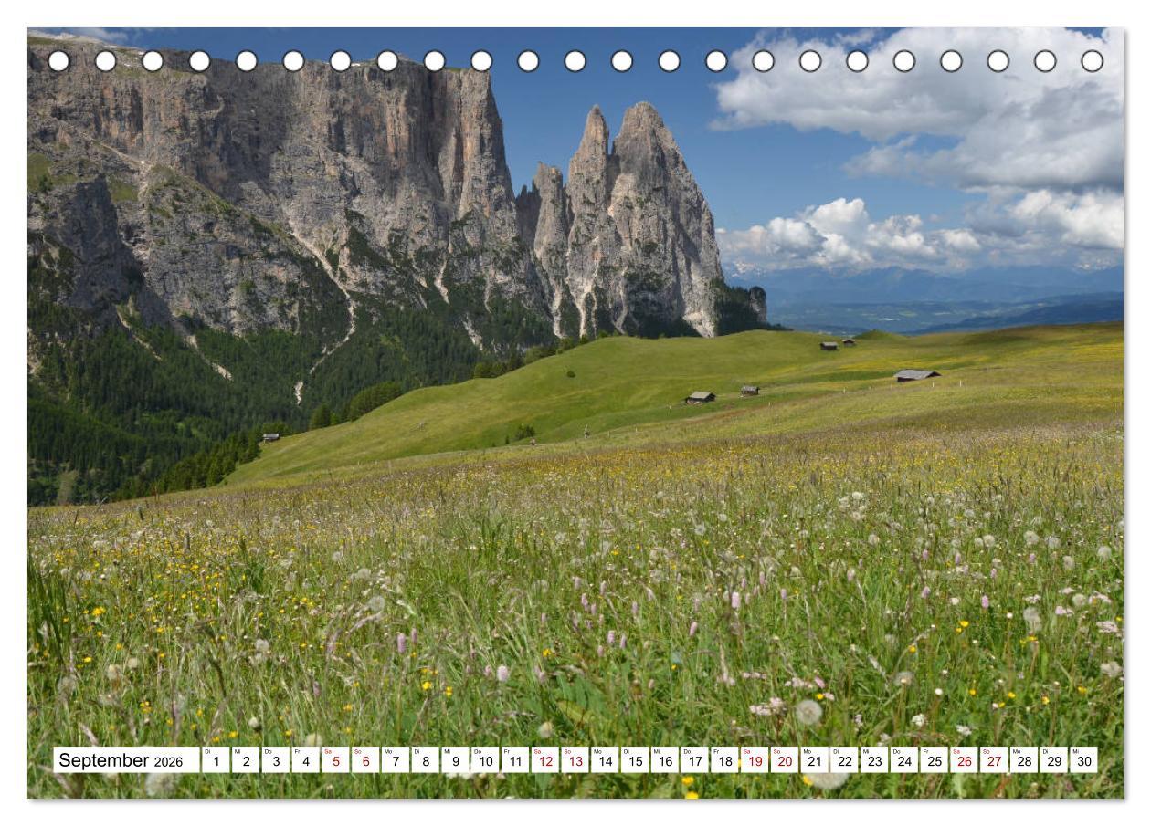 Beispielinhalt (Bild) Der Schlern - Magie und Mythos im Herzen der Dolomiten (Tischkalender 2026 DIN A5 quer), CALVENDO Monatskalender