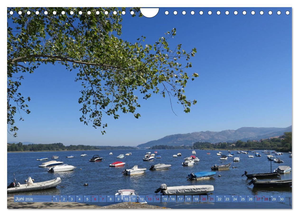 Beispielinhalt (Bild) Von Porto nach Santiago de Compostela (Wandkalender 2026 DIN A4 quer), CALVENDO Monatskalender