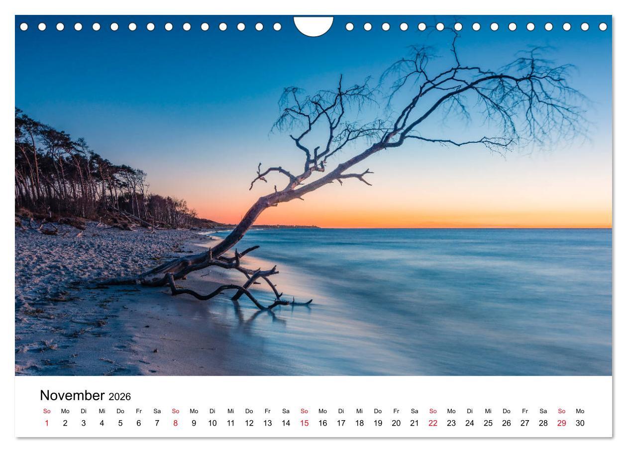 Beispielinhalt (Bild) Fischland-Darß - Stimmungsvolle Augenblicke (Wandkalender 2026 DIN A4 quer), CALVENDO Monatskalender