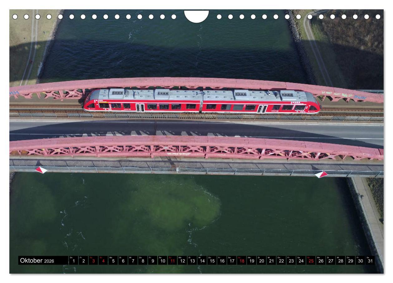 Beispielinhalt (Bild) 100 Meter über Grund - Am Nord-Ostsee-Kanal (Wandkalender 2026 DIN A4 quer), CALVENDO Monatskalender