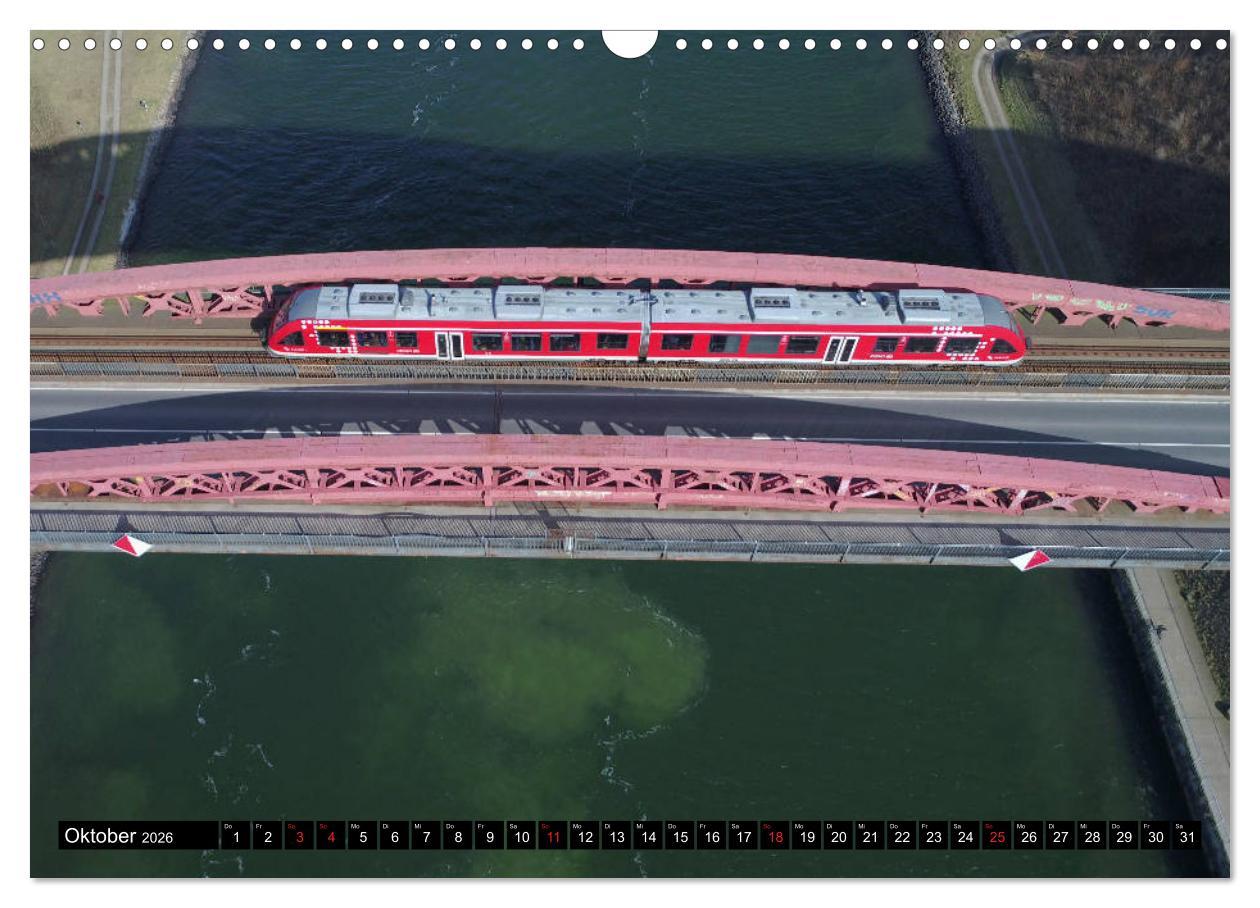 Beispielinhalt (Bild) 100 Meter über Grund - Am Nord-Ostsee-Kanal (Wandkalender 2026 DIN A3 quer), CALVENDO Monatskalender