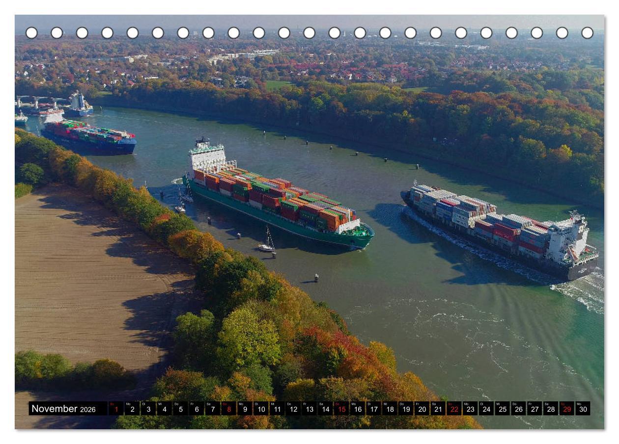 Beispielinhalt (Bild) 100 Meter über Grund - Am Nord-Ostsee-Kanal (Tischkalender 2026 DIN A5 quer), CALVENDO Monatskalender