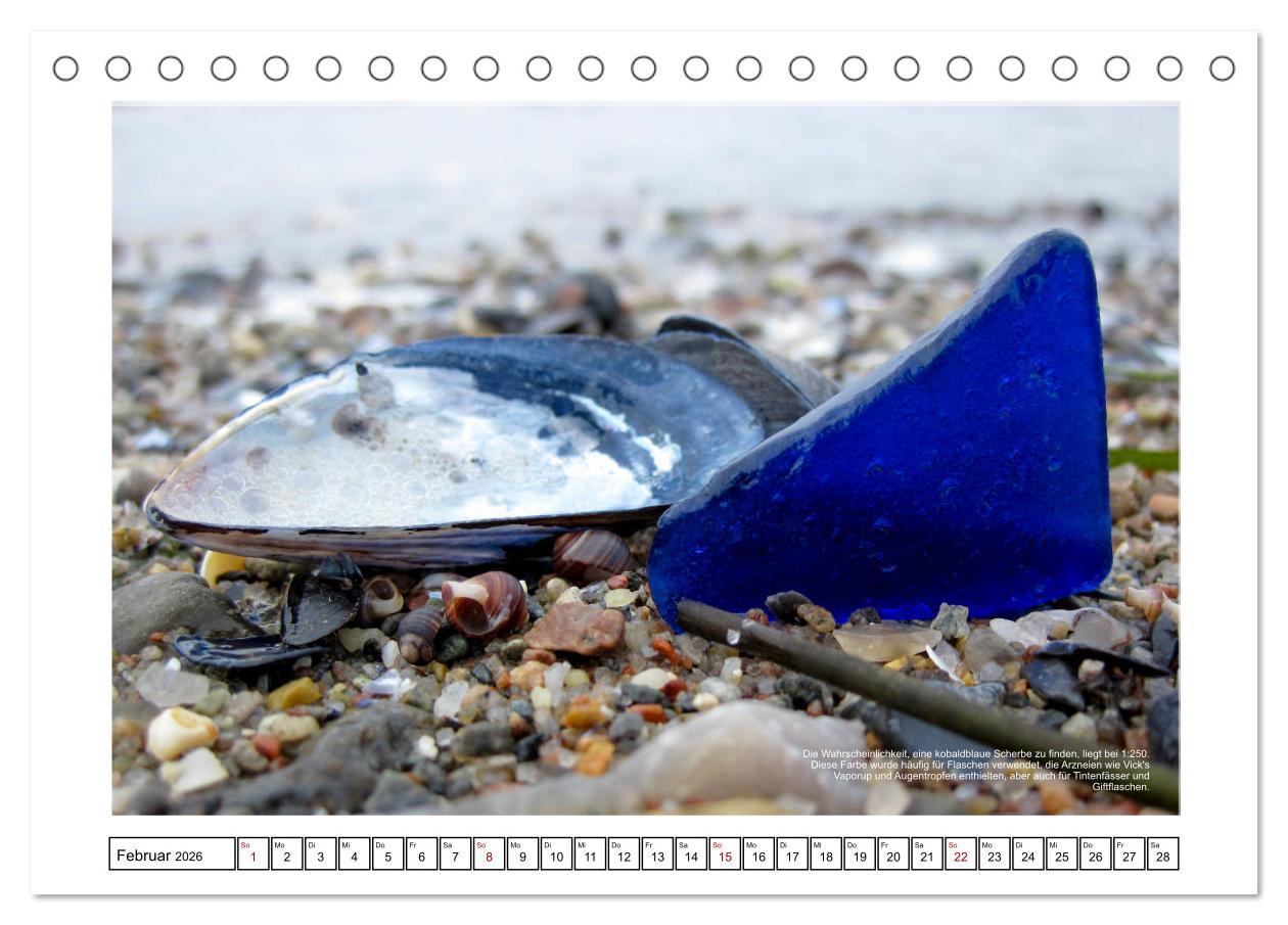 Beispielinhalt (Bild) Meerglas - Juwelen der Meeres (Tischkalender 2026 DIN A5 quer), CALVENDO Monatskalender