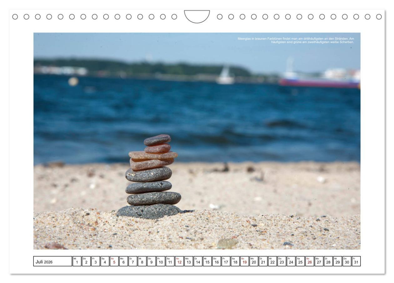 Beispielinhalt (Bild) Meerglas - Juwelen der Meeres (Wandkalender 2026 DIN A4 quer), CALVENDO Monatskalender