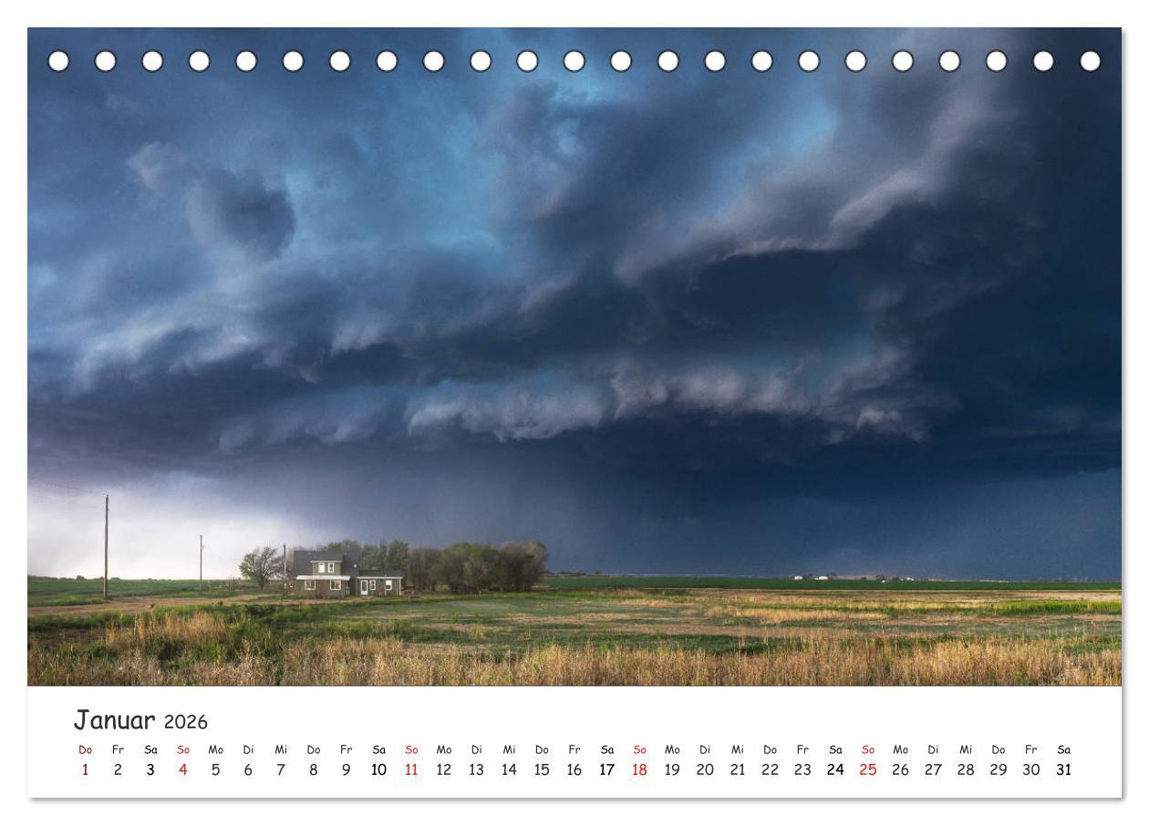 Beispielinhalt (Bild) Gewitterwelten (Tischkalender 2026 DIN A5 quer), CALVENDO Monatskalender