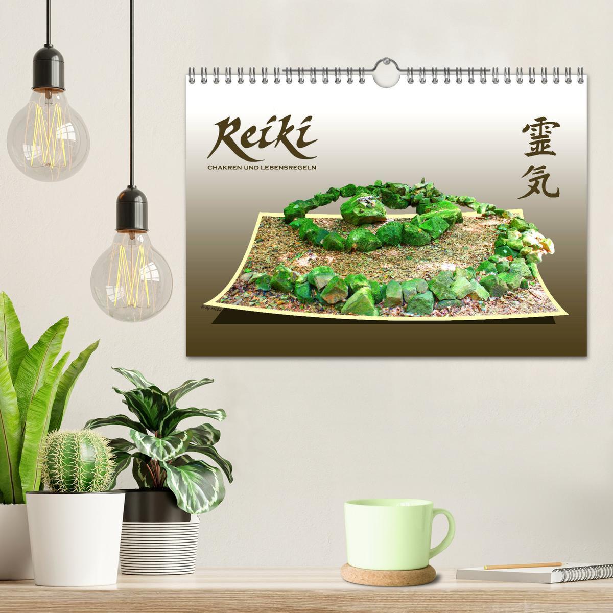 Beispielinhalt (Bild) REIKI - Chakren und Lebensregeln (Wandkalender 2026 DIN A4 quer), CALVENDO Monatskalender