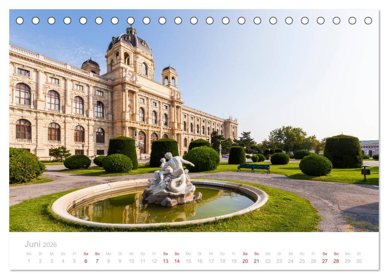 Beispielinhalt (Bild) W I E N E R Impressionen (Tischkalender 2026 DIN A5 quer), CALVENDO Monatskalender