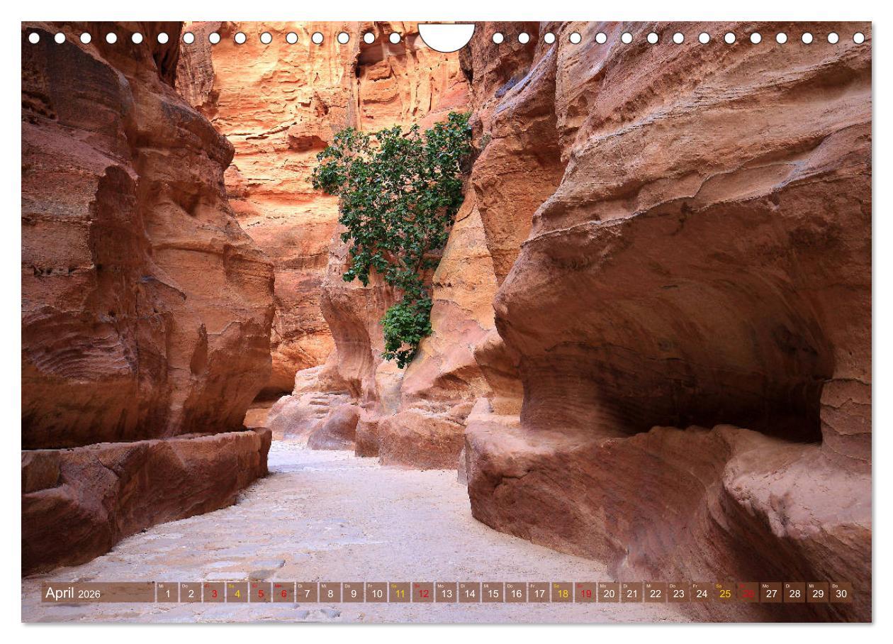 Beispielinhalt (Bild) Jordanien - Ein Land der Superlative (Wandkalender 2026 DIN A4 quer), CALVENDO Monatskalender