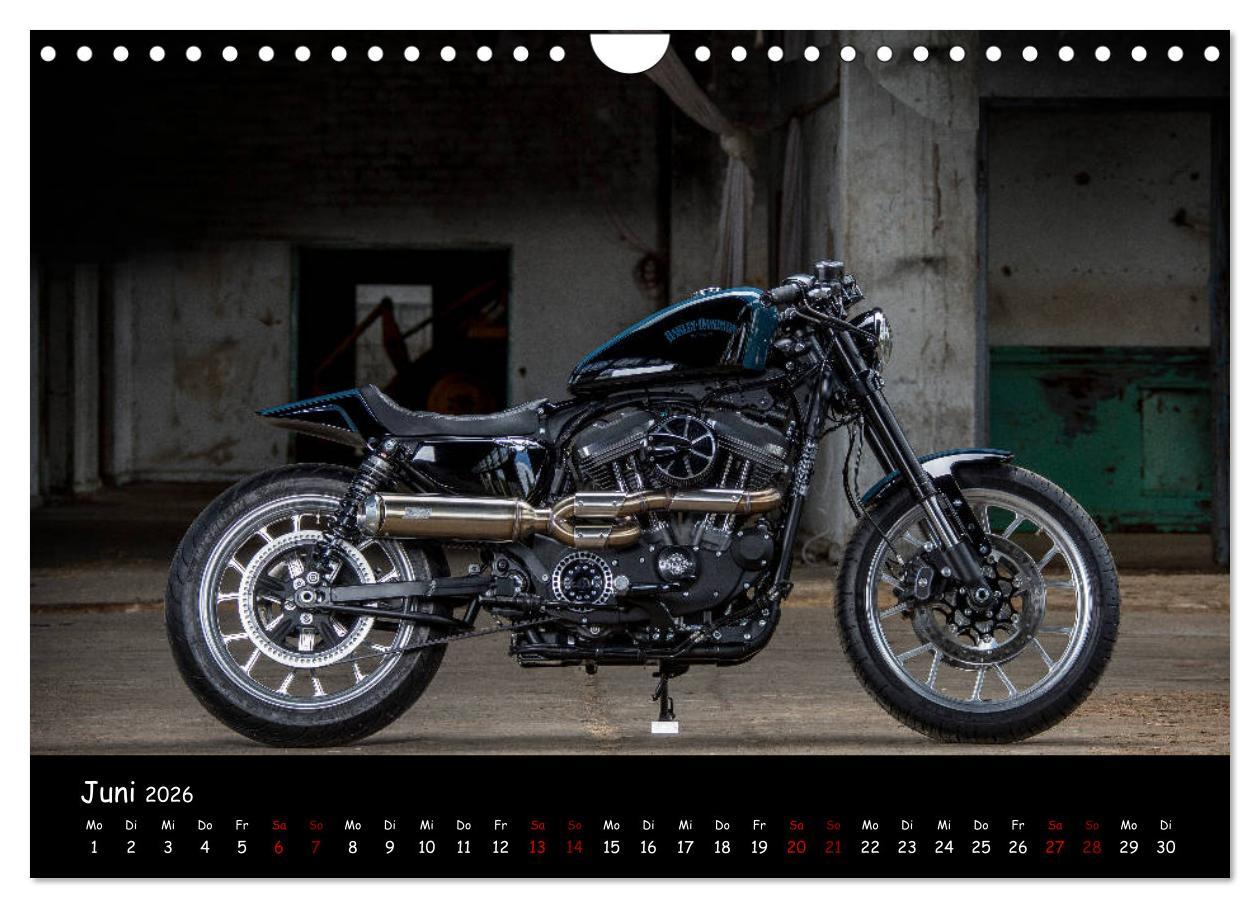 Beispielinhalt (Bild) Best of Custom- and Showbikes Kalender (Wandkalender 2026 DIN A4 quer), CALVENDO Monatskalender