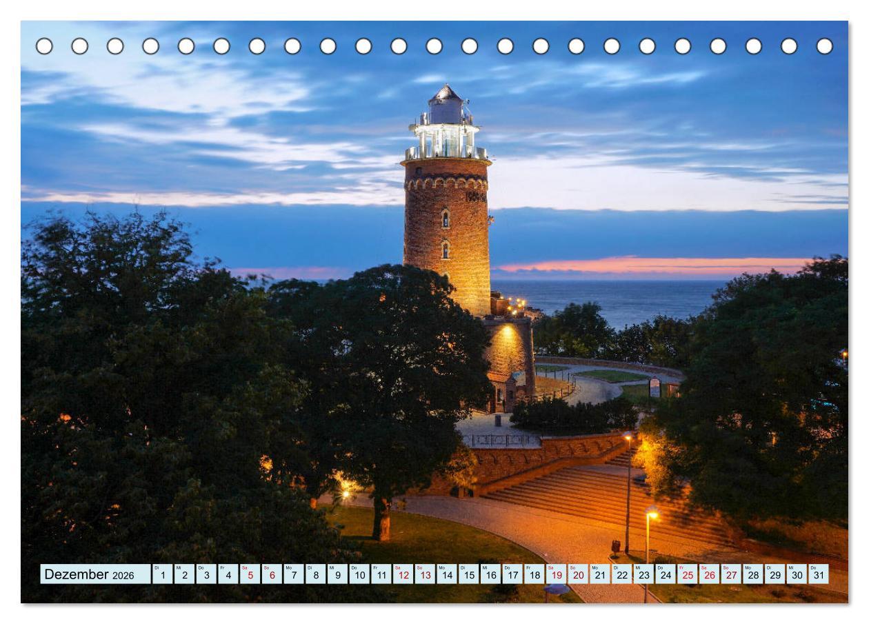 Beispielinhalt (Bild) Leuchttürme - Maritime Leuchtfeuer an den Küsten (Tischkalender 2026 DIN A5 quer), CALVENDO Monatskalender