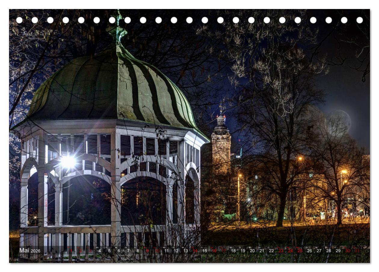 Beispielinhalt (Bild) Nachts in Leipzig (Tischkalender 2026 DIN A5 quer), CALVENDO Monatskalender