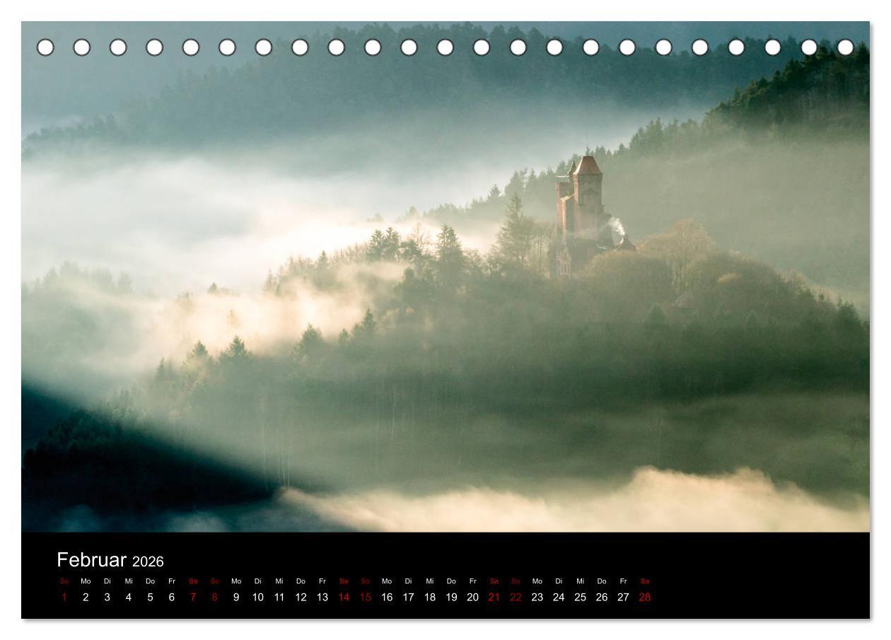 Beispielinhalt (Bild) Sagenhafter Pfälzerwald (Tischkalender 2026 DIN A5 quer), CALVENDO Monatskalender
